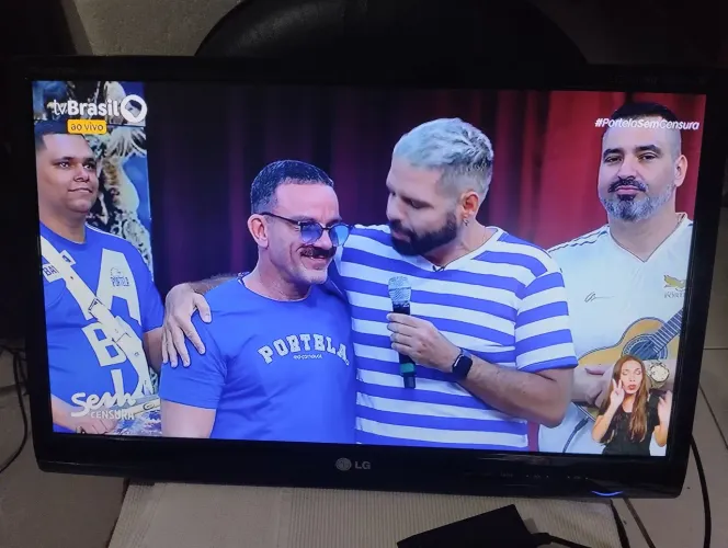 TV monitor LG LED 23 polegadas com HDMI