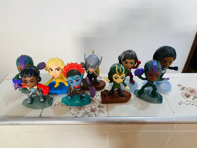 Bonecos Marvel McDonald?s