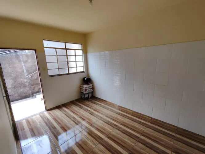 Imóvel para aluguel com 2 quartos no Santa Cruz - Belo Horizonte - MG