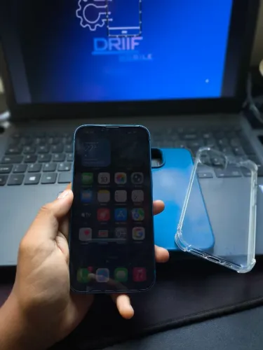 iPhone 13 256GB