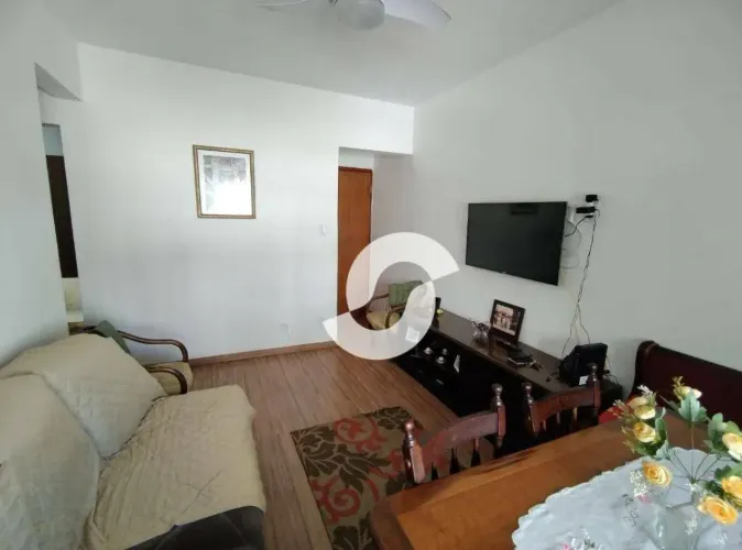 Apartamento com 2 dormitórios à venda, 70 m² por R$ 310.000,00 - Santa Rosa - Niterói/RJ