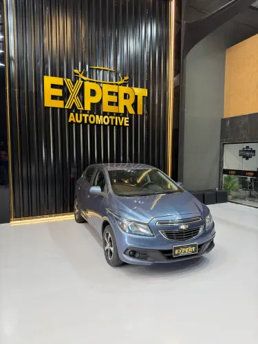 Chevrolet Onix Hatch LT 1.4 8V Flex Power Mec. 4P 2014