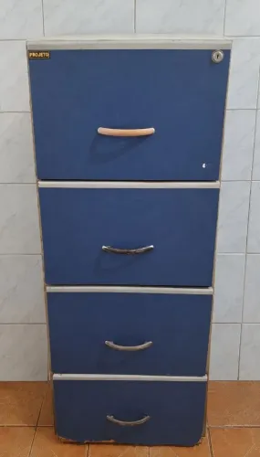 Gaveteiro de escritório com 4 gavetas