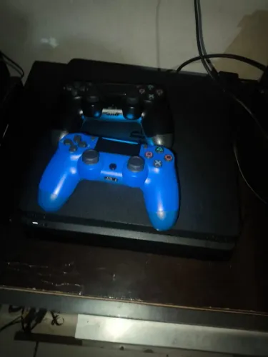 Ps4 slim