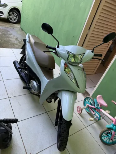 Vendo Biz es 125 2026 19.000