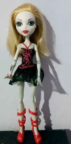 Laguna monster high 