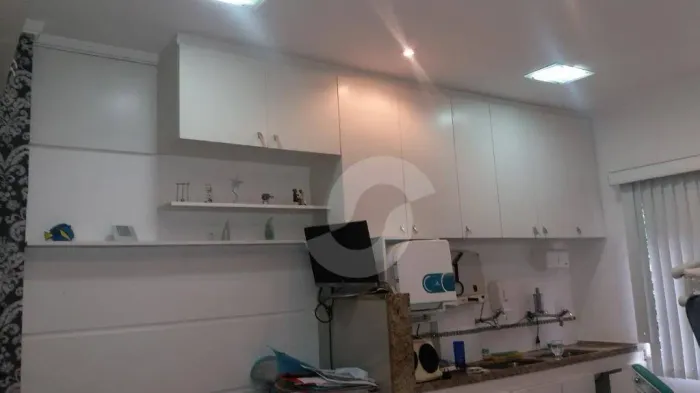 Sala, 30 m² - venda por R$ 180.000,00 ou aluguel por R$ 1.820,52/mês - Piratininga - Niter