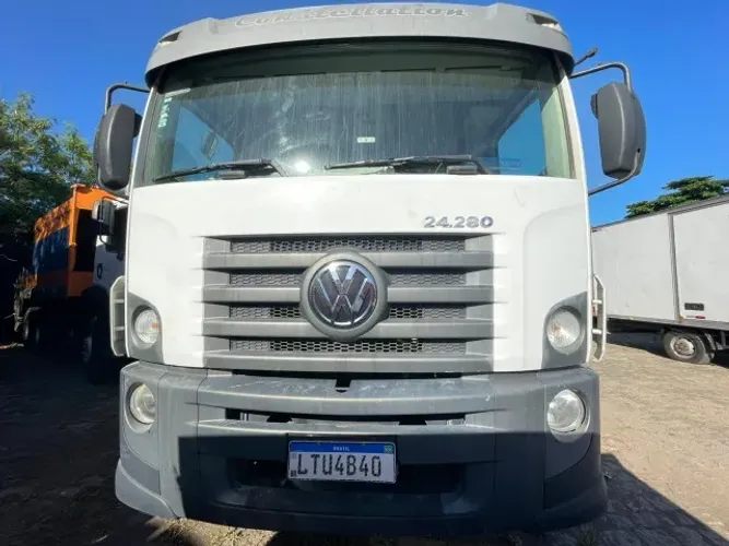 Caminhão VW Constellation 24.280 6x2 2020 Diesel - Truck Pesado