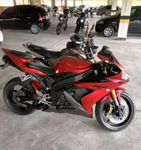 Moto toda revisada top de linha muito conservada moto para exigente so pegar e andar