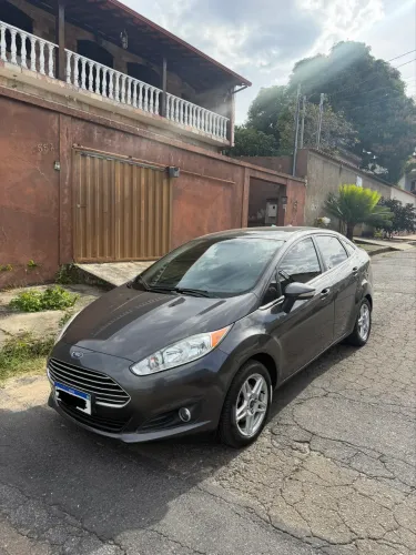 Ford Fiesta Sedan SEL 1.6 16V Flex Mec. 2017