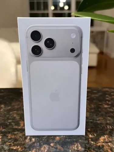 IPhone 17 Pro Max 256 Prata Branco Silver - Lacrado