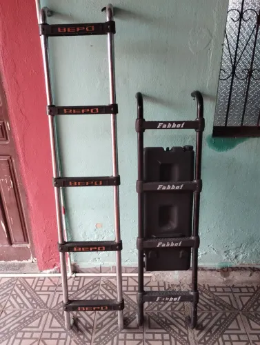 Escadas traseiras para caminhão