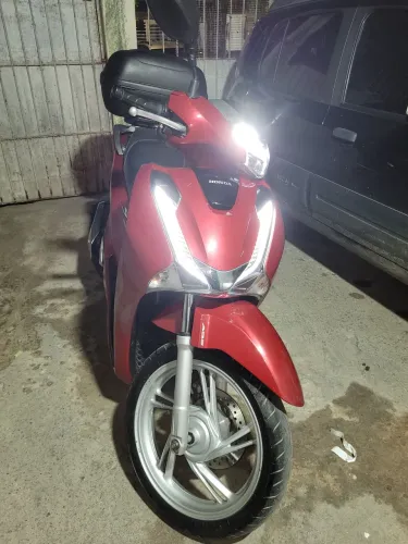 Vendo Sh 2020 150cc, com IPVA ok.