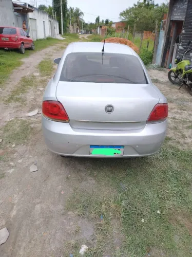 Fiat Linea Absolute 1.9/1.8 Flex Dualogic 4P 2011