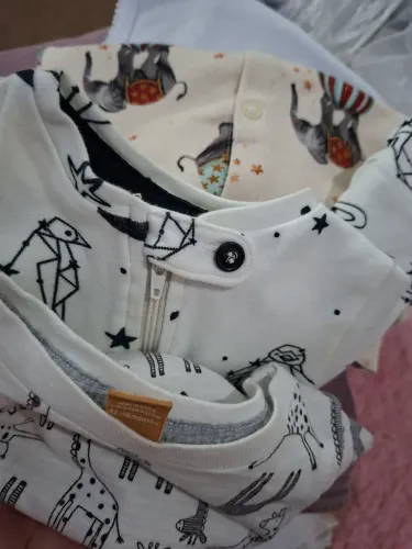 Bebê macacão 1 a 6 meses novo.