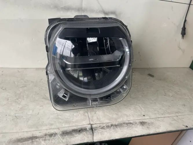 Farol Do Jeep Renegade 2022/26 Full Led Com Reator Lado Direito (Original Recuperado)