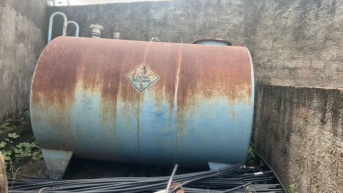 Vende tangque de combustível