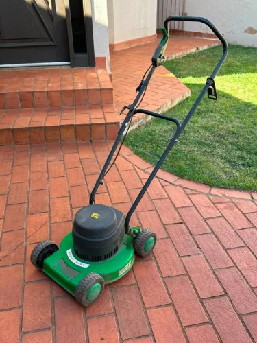 Cortador de Grama Trapp e Aparador de grana Tramontina