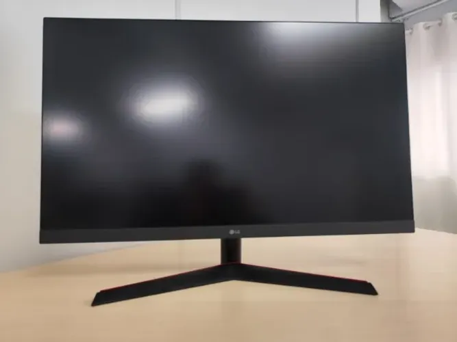 Monitor Gamer LG UltraGear 32GN600-B 32" QHD 165Hz 1ms - Seminovo