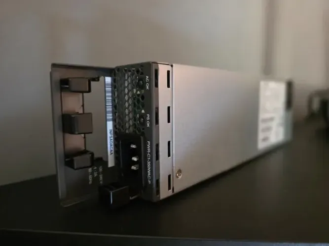 Fonte Cisco 350W 80 Plus Platinum | PWR-C1-350WAC-P