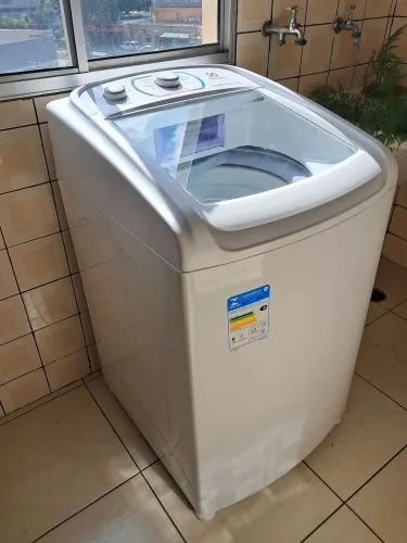 Maquina lavar Electrolux 11 kg funcionando perfeitamente...