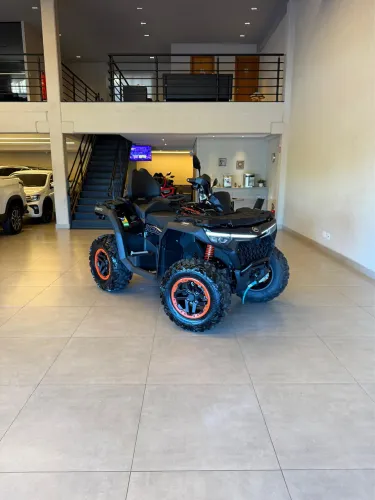 Quadriciclo Cforce 1000 Touring 2025