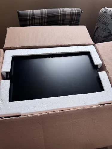 Monitor AOC 21,5 LED e Teclado Black Hawk