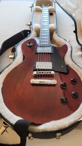 Guitarra Gibson Les Paul Studio 2009 
