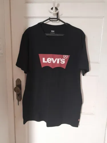 Camiseta Levi's original nova