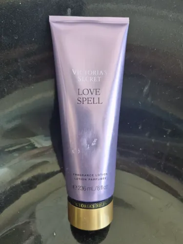 Creme Victoria's Secret Love Spell