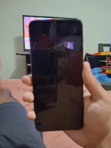 Celular a venda, valor negociável 