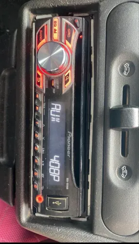 Som da piooner, em bom estado, sem bluetooth, porem funciona perfeitamente auxiliar e USB