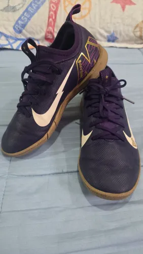 Chuteira Nike Kylian Mbappe infantil
