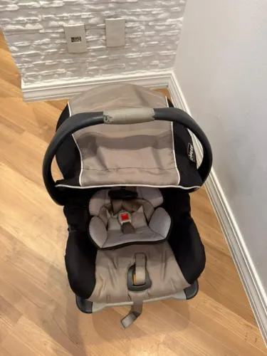 Bebê Conforto e base