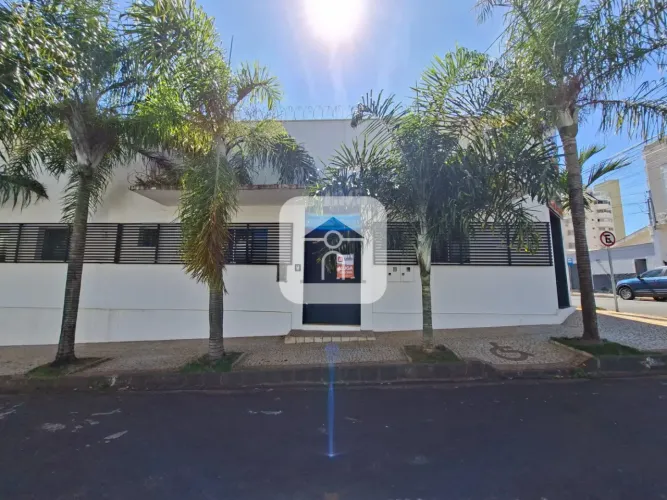 Sala comercial para locação no bairro Saraiva