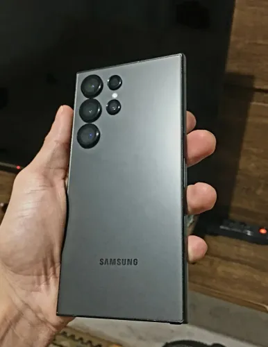 Galaxy S24 Ultra preto
