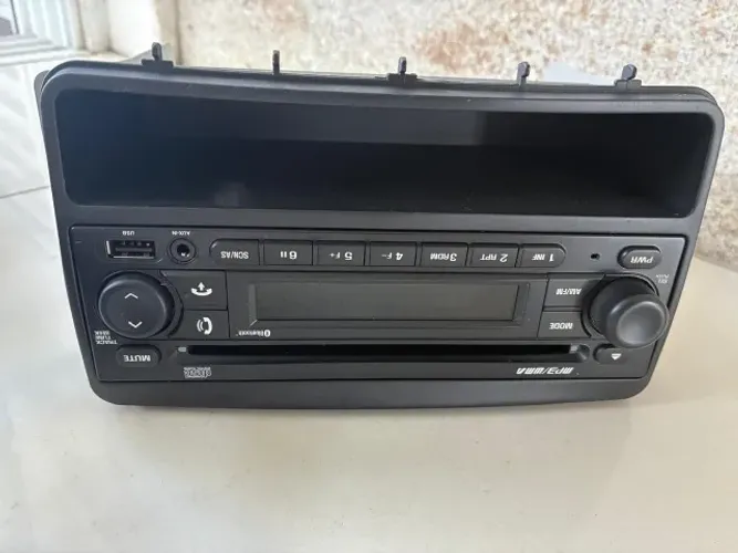 Radio CD USB Original do Suzuki Jimny de 1998 a 2022