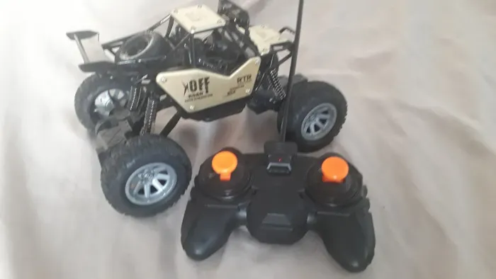 Tracer 4x4 off road RC