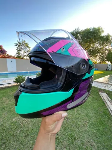 Capacete LS2 feminino