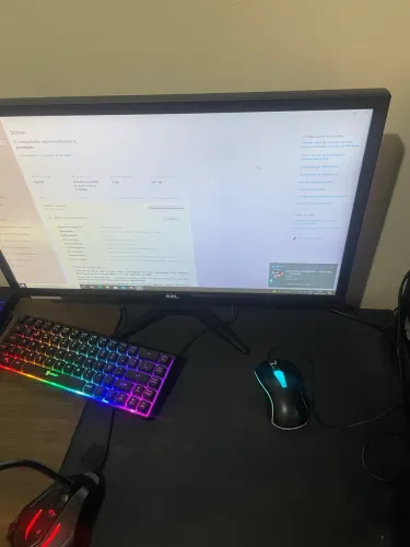 Vendo computador, ótimo estado 1 ano de uso