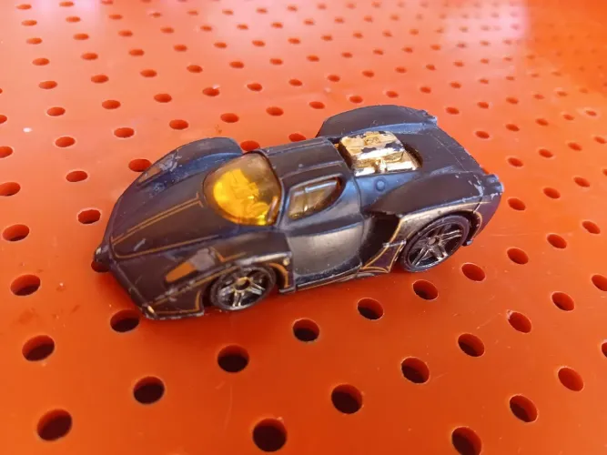 Hotwheels Ferrari Enzo 2003 USADO