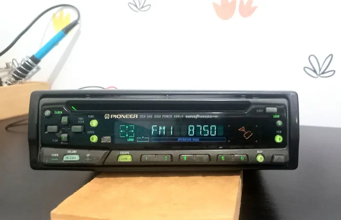 CD Player Pioneer DEH 546 todo original