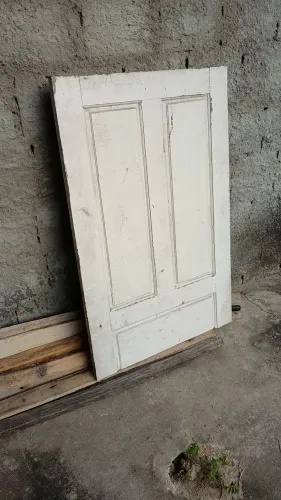 Vendo janela de madeira