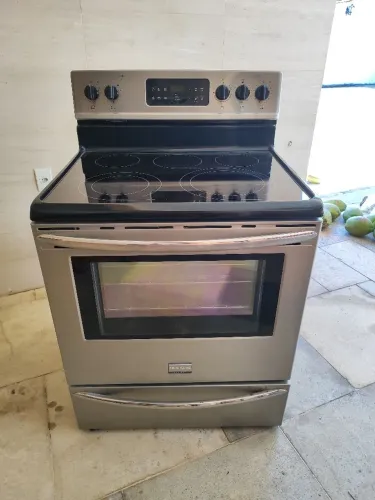 Fogão elétrico importado Frigidaire