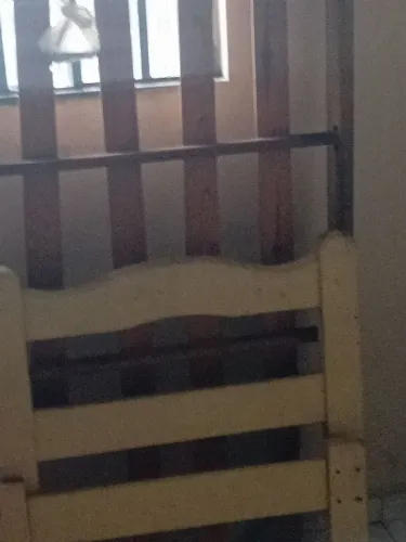 Vendo cama de criança de madeira