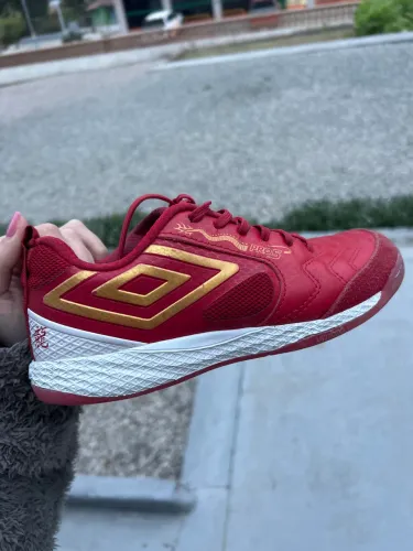 tênis de futsal pro 5 umbro bump dragon nova tam 37 nova