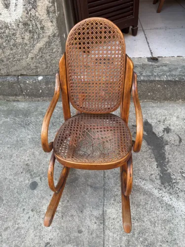 Cadeira de Balanço Infantil