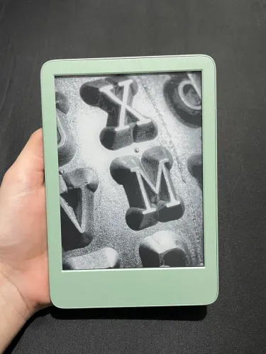 Kindle Verde 2024 Amazon 16GB com Cabo e Capinha