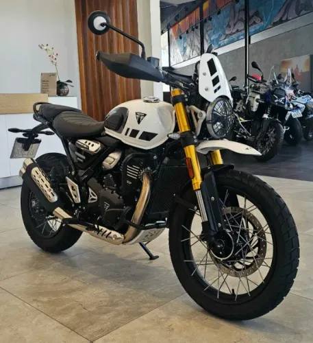 TRIUMPH SCRAMBLER 400XC IMPECAVEL