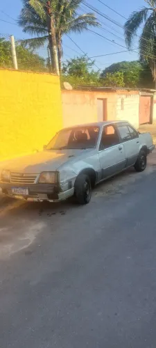 Chevrolet Monza Classic SE 2.0 /mpfi E EFI 2P E 4P 1989